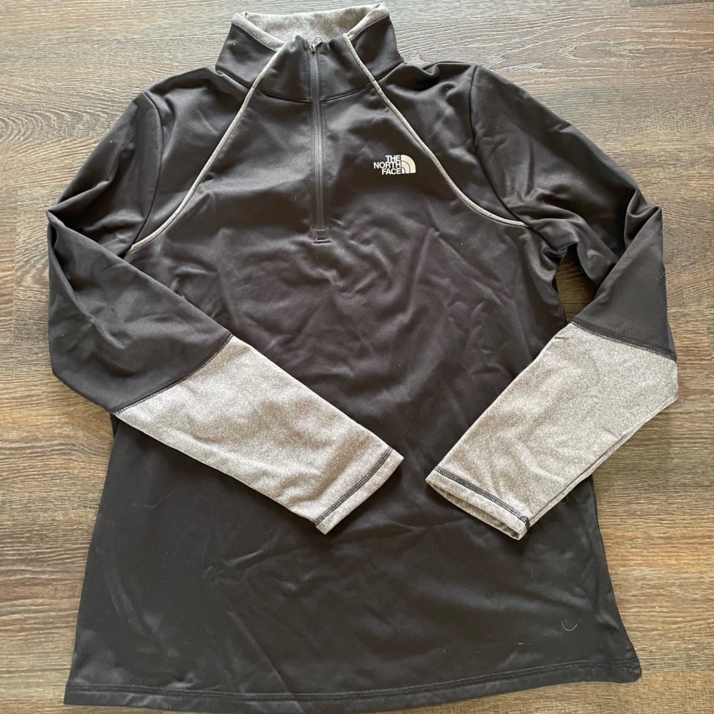 Women’s The North Face Quarter Zip Pullover